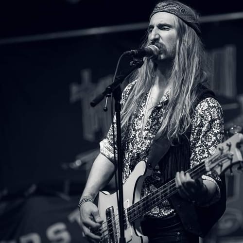The Royal Beggars live at Paunchy Cats Roaring Thunder, 2022