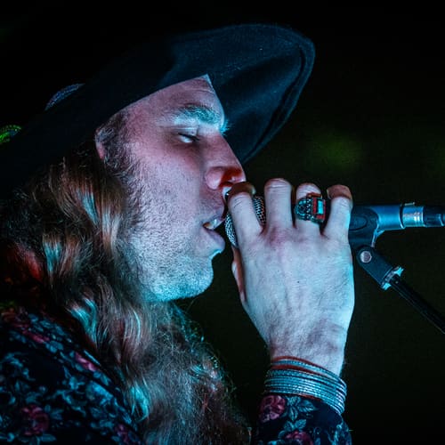 The Royal Beggars live at The Globe, October 2022