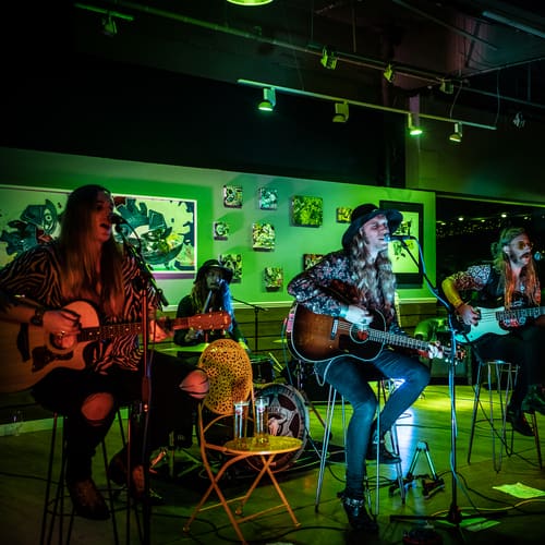 The Royal Beggars live at The Globe, October 2022