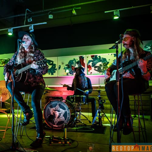 The Royal Beggars live at The Globe, October 2022
